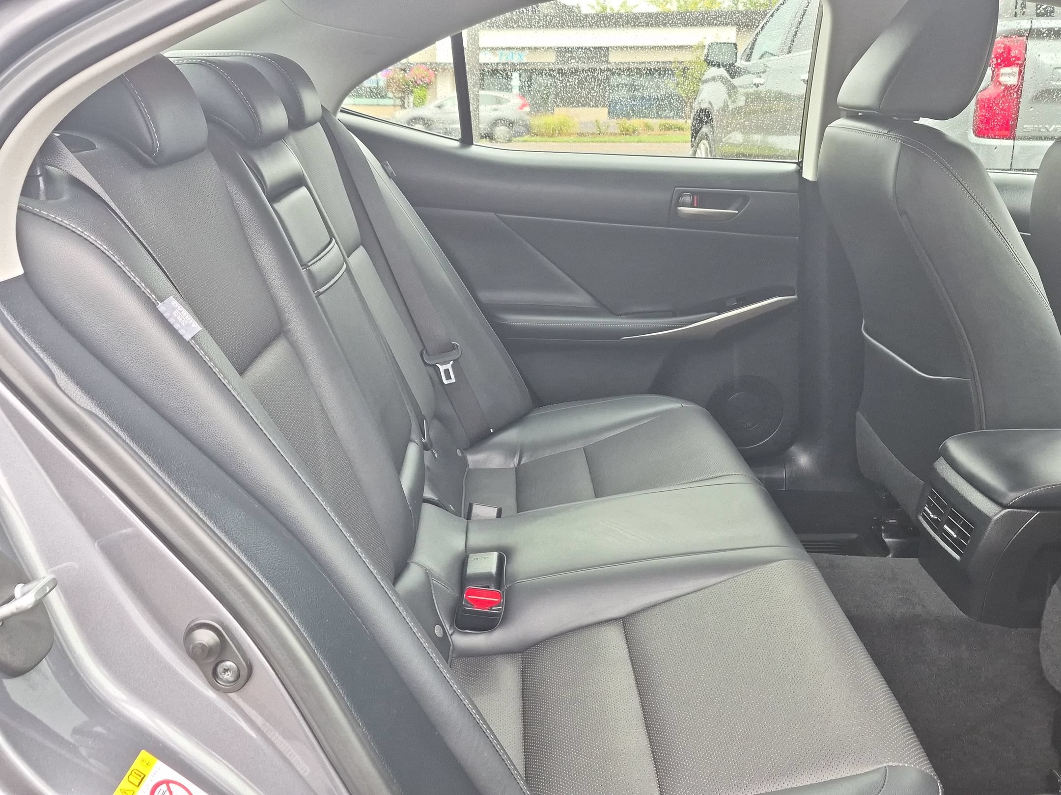 Used 2017 Lexus IS 300 AWD image 28