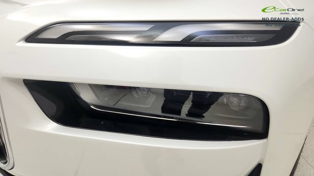 Used 2023 BMW i7 xDrive60 AWD/4WD image 23