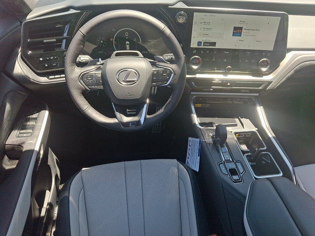 New 2026 Lexus TX 500h AWD image 7