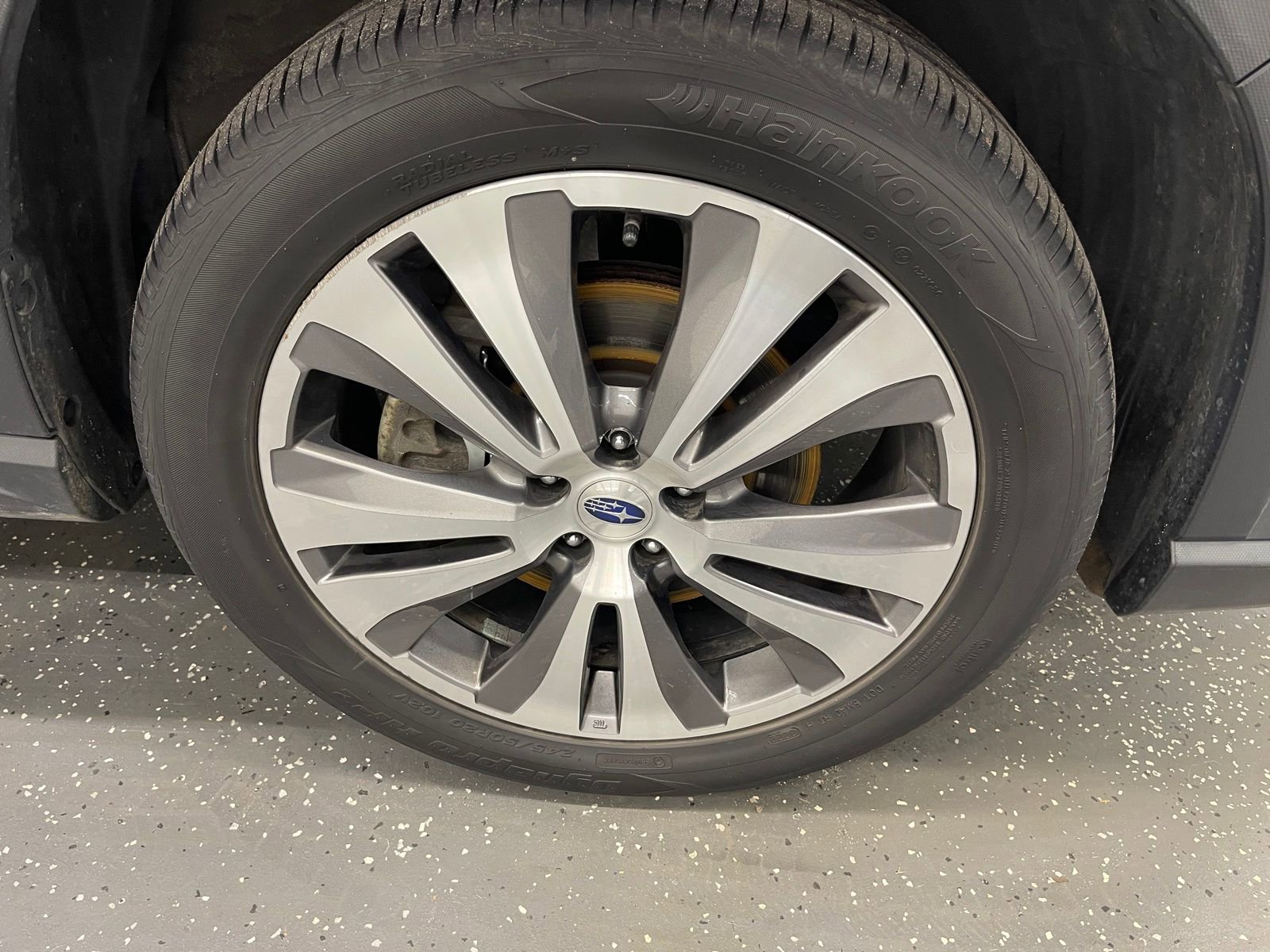 Used 2021 Subaru Ascent Limited w/ Technology Package image 18