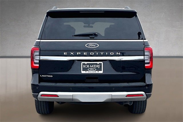 Used 2024 Ford Expedition Limited image 4