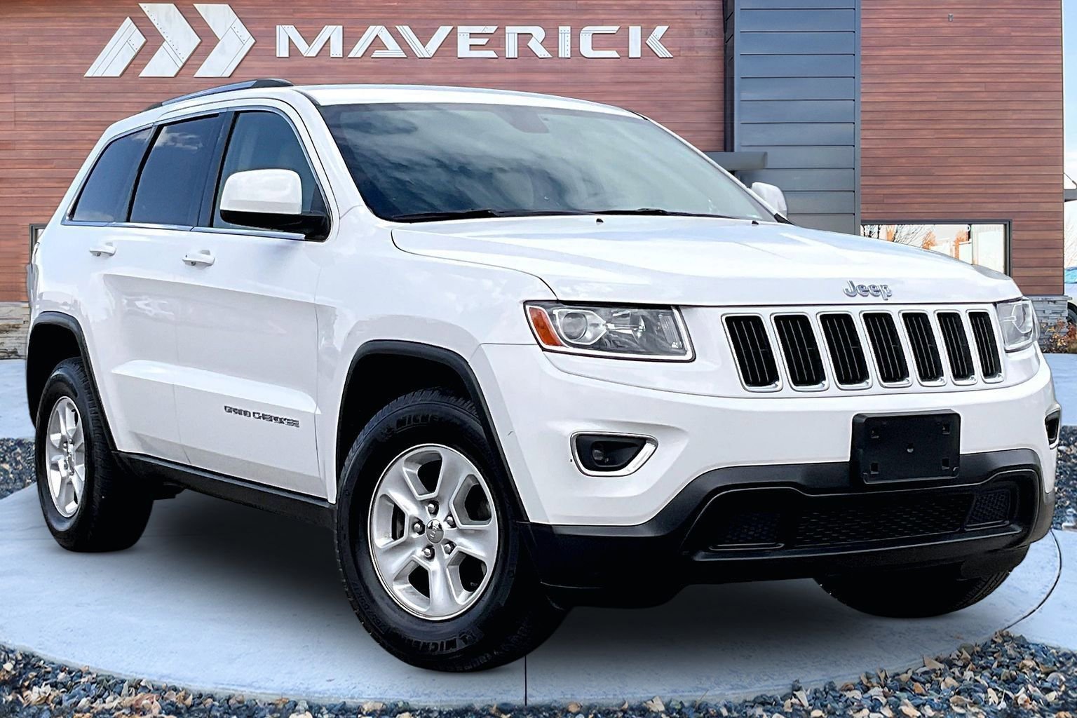 Used 2014 Jeep Grand Cherokee Laredo w/ Quick Order Package 23E AWD/4WD image 1