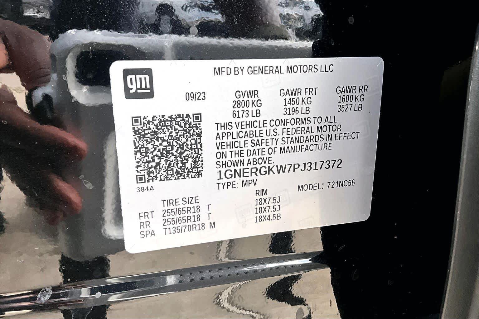 Used 2023 Chevrolet Traverse LT FWD image 37