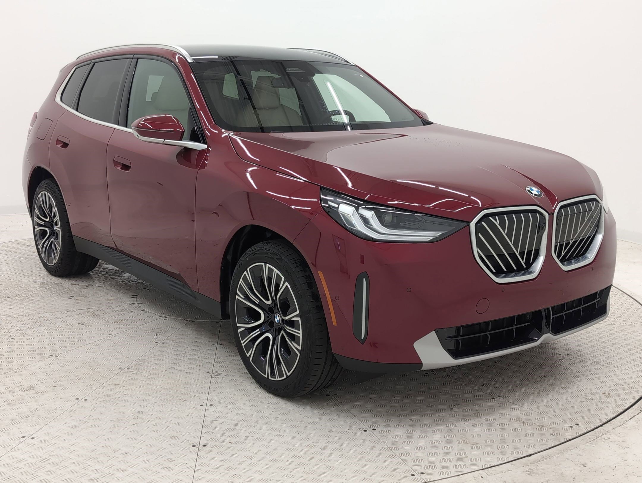 Used 2025 BMW X3 xDrive30i w/ Premium Package AWD/4WD image 7