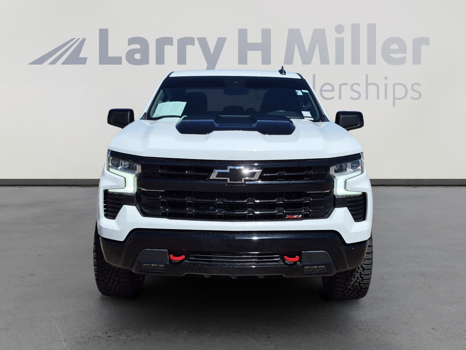 Used 2023 Chevrolet Silverado 1500 LT Trail Boss w/ Protection Package image 8
