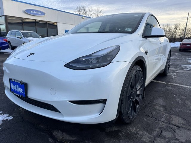 Used 2024 Tesla Model Y Performance image 6