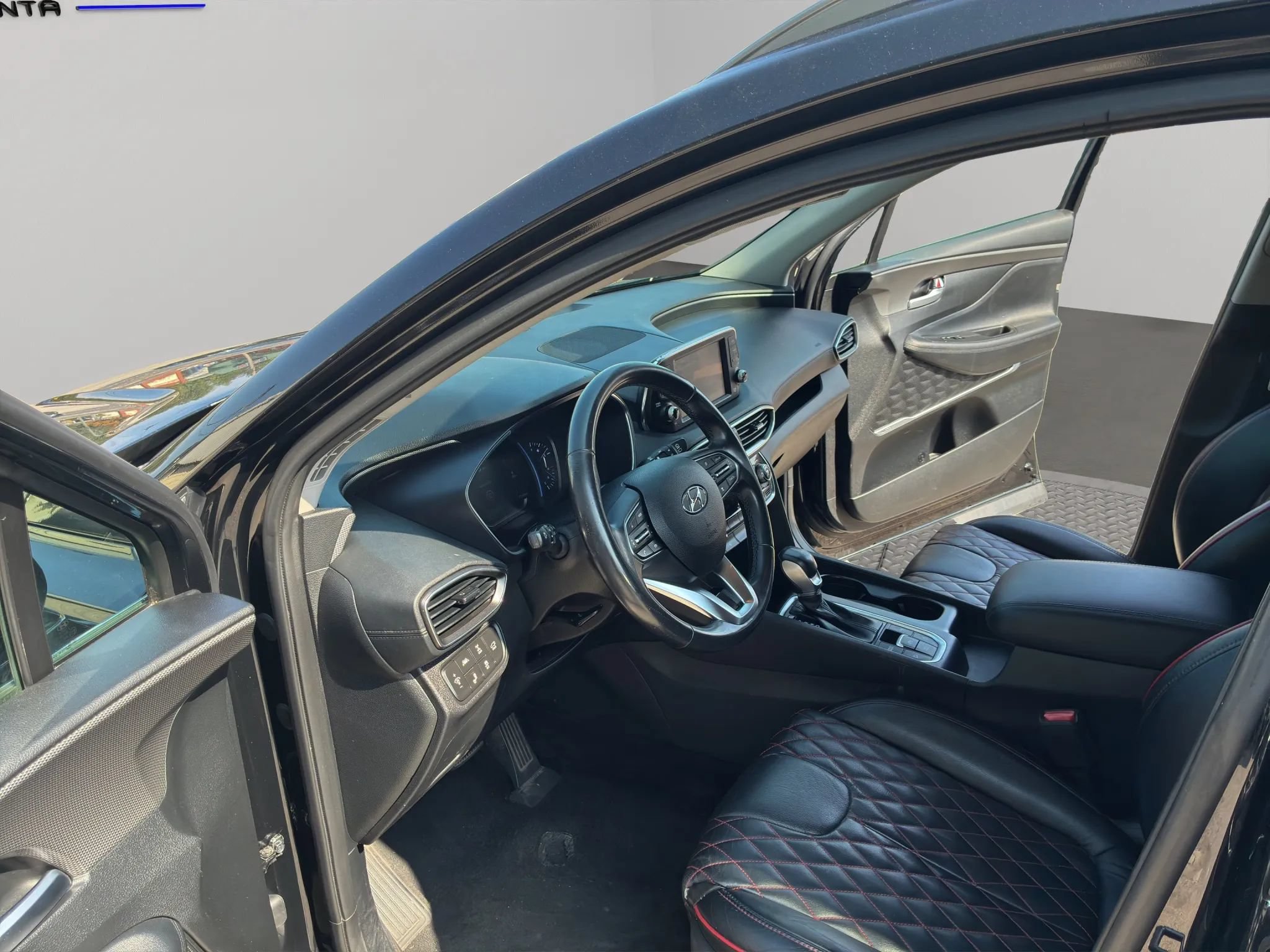 Used 2019 Hyundai Santa Fe SEL w/ Cargo Package AWD/4WD image 21