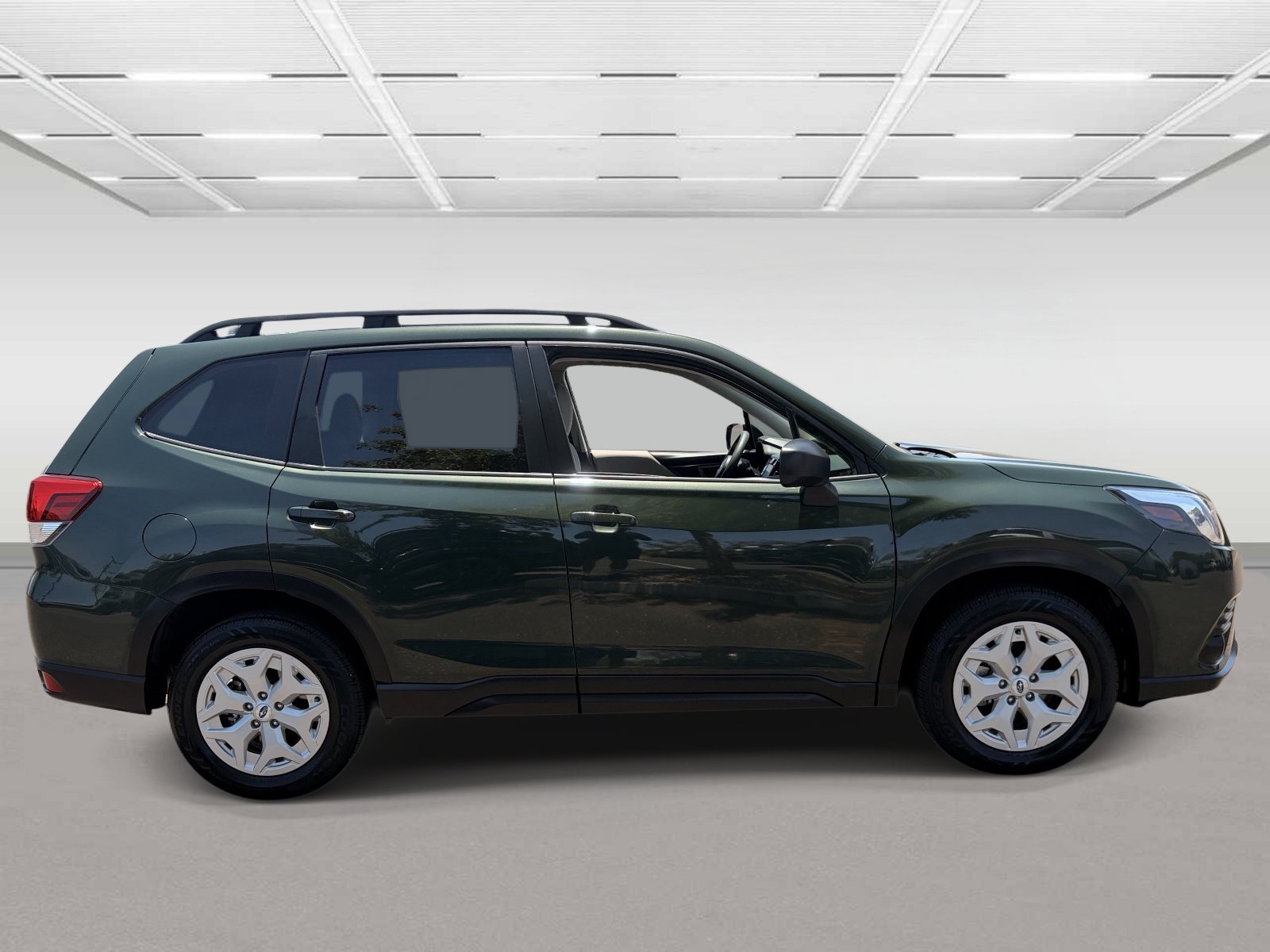 Used 2023 Subaru Forester AWD/4WD image 8