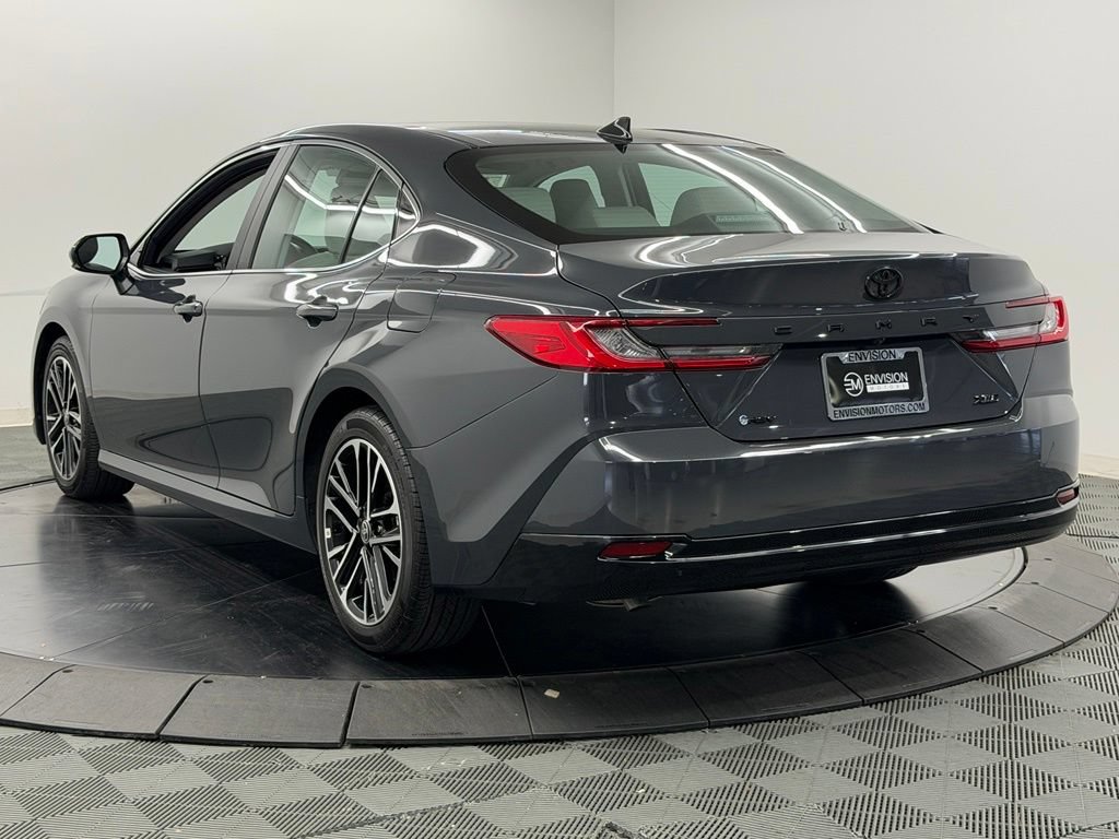 Used 2026 Toyota Camry XLE FWD image 12