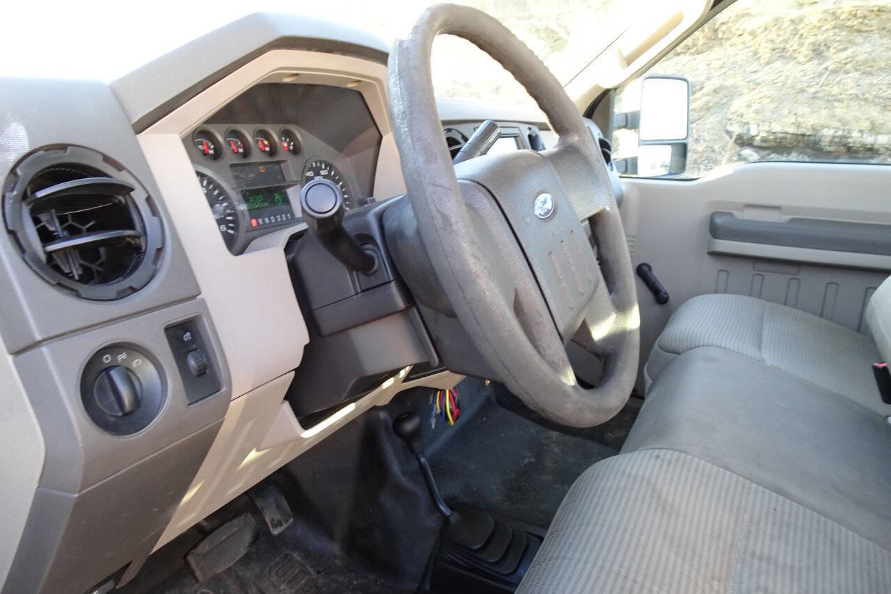 Used 2009 Ford F350 XL image 14