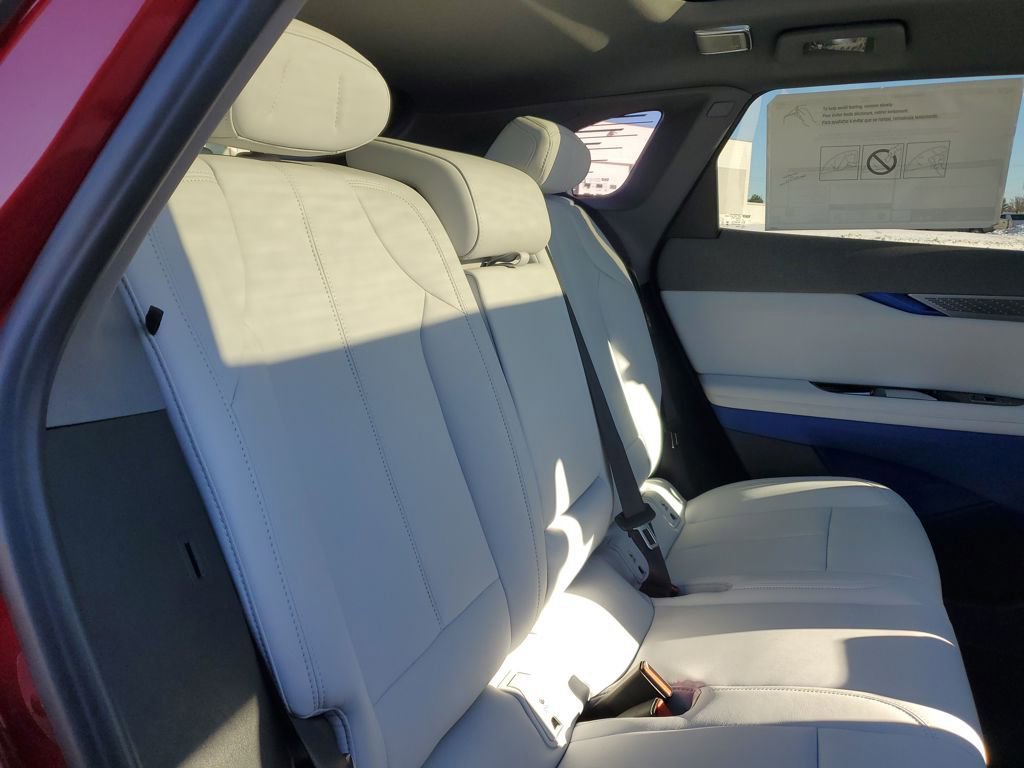 New 2026 Cadillac Optiq Sport 1 image 30