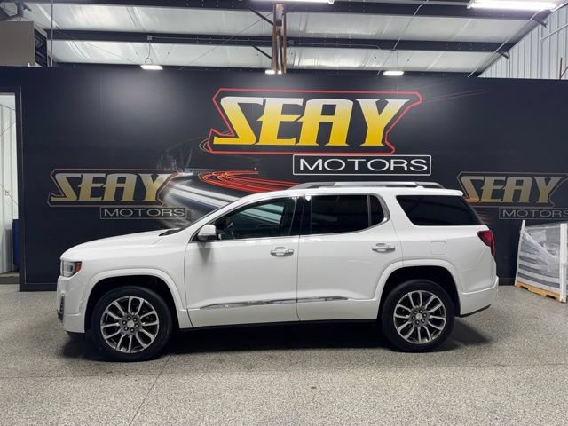 Used 2021 GMC Acadia Denali w/ Denali Technology Package FWD image 2