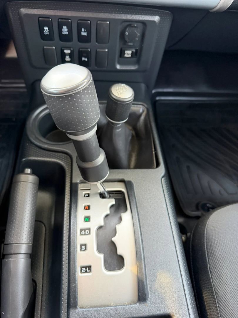 Used 2014 Toyota FJ Cruiser 4WD w/ Upgrade Package image 26