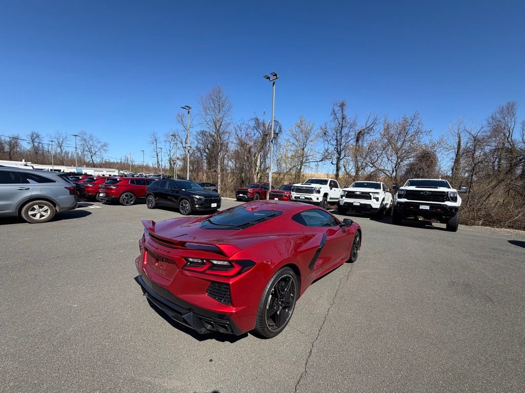 Used 2024 Chevrolet Corvette Stingray Preferred Cpe w/ Z51 Performance Package image 5