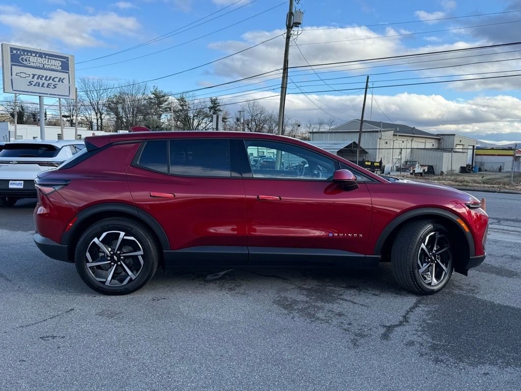 New 2026 Chevrolet Equinox EV LT image 3