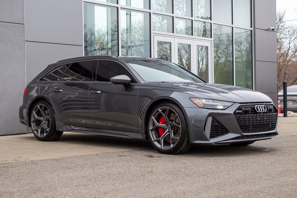 Used 2024 Audi RS 6 performance image 3