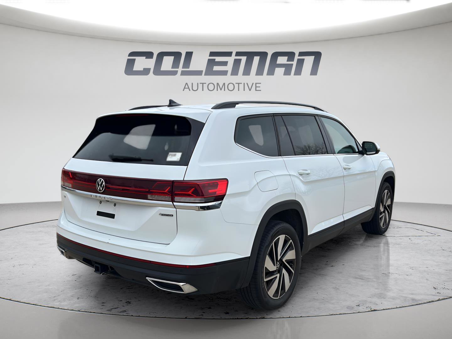 Used 2024 Volkswagen Atlas SE image 5
