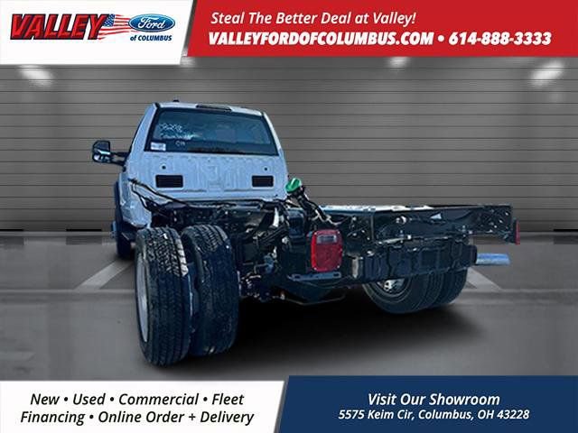 New 2025 Ford F550 4x4 Regular Cab Super Duty image 5