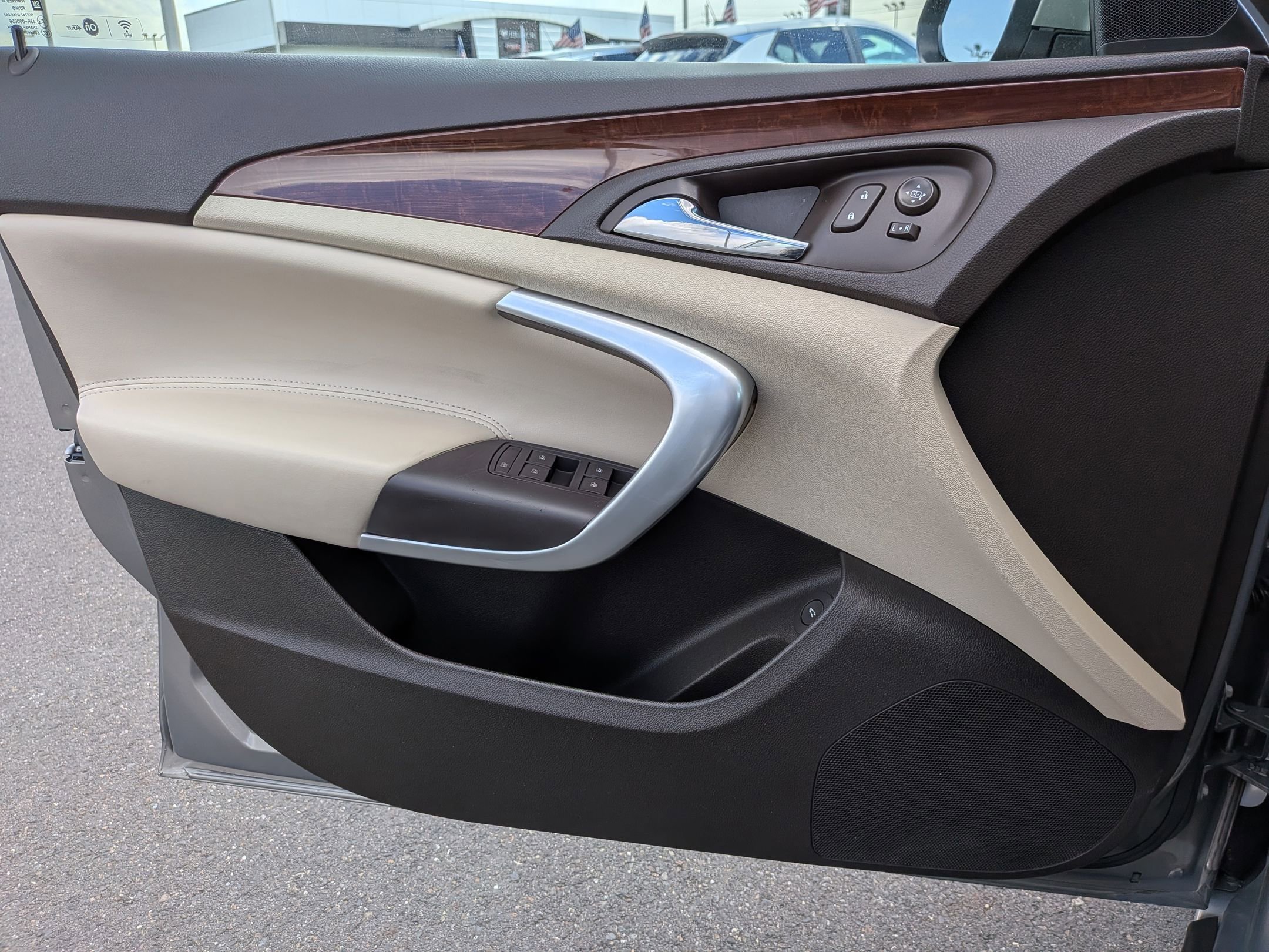 Certified 2017 Buick Regal Sport Touring image 22