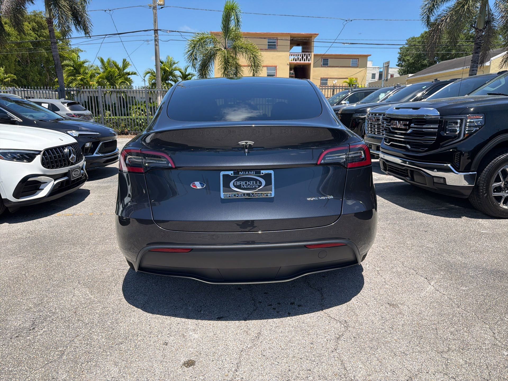 Used 2024 Tesla Model Y Long Range AWD/4WD image 5