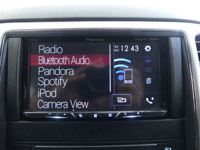 Used 2013 Jeep Grand Cherokee Laredo AWD/4WD image 11