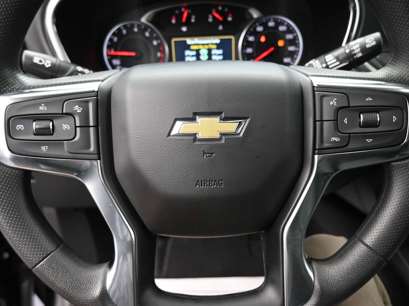 Used 2025 Chevrolet Blazer LT w/ Convenience Package image 5