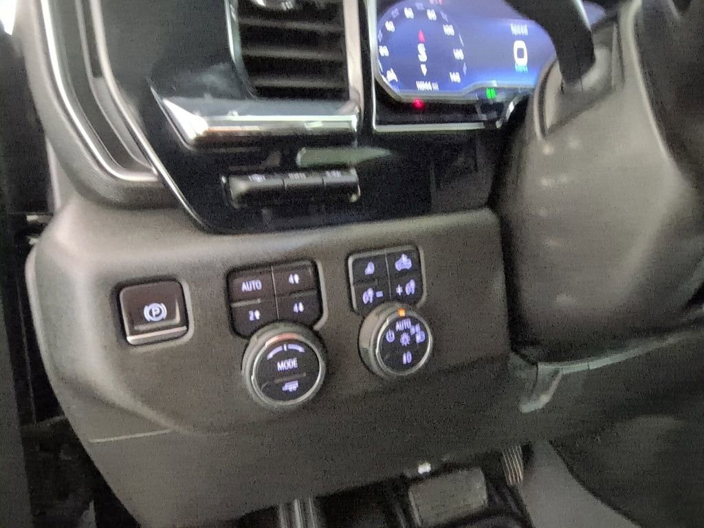 Used 2024 Chevrolet Silverado 3500 High Country w/ High Country Premium Package AWD/4WD image 24