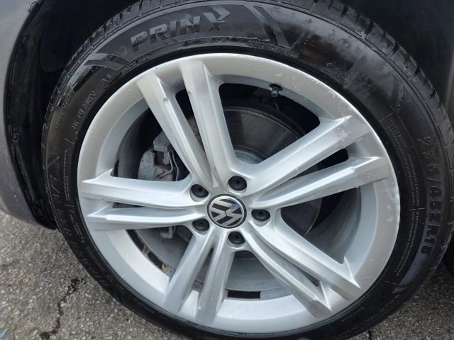 Used 2012 Volkswagen Passat TDI SEL Premium image 9