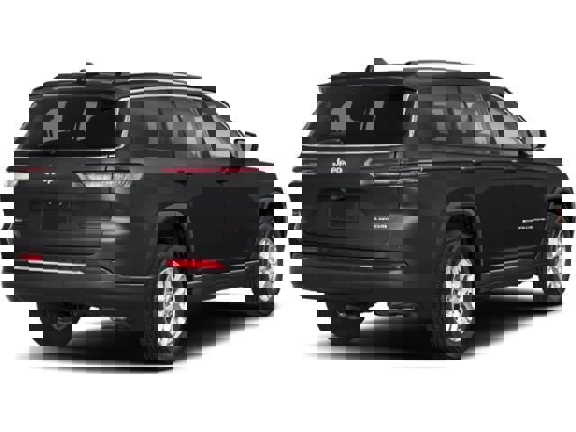 Used 2023 Jeep Grand Cherokee L Laredo image 3