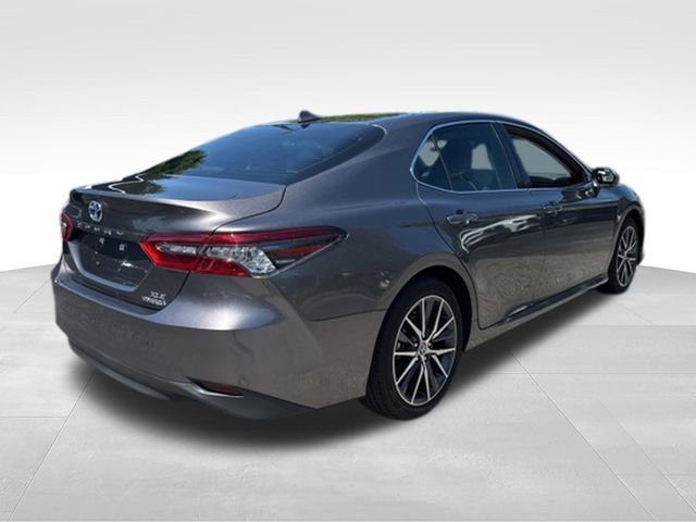 Used 2023 Toyota Camry XLE FWD image 7