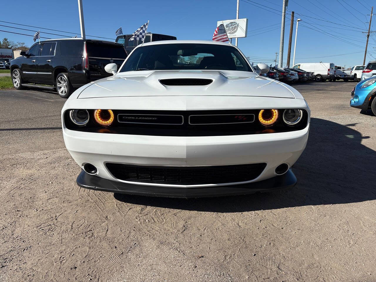 Used 2023 Dodge Challenger R/T image 2