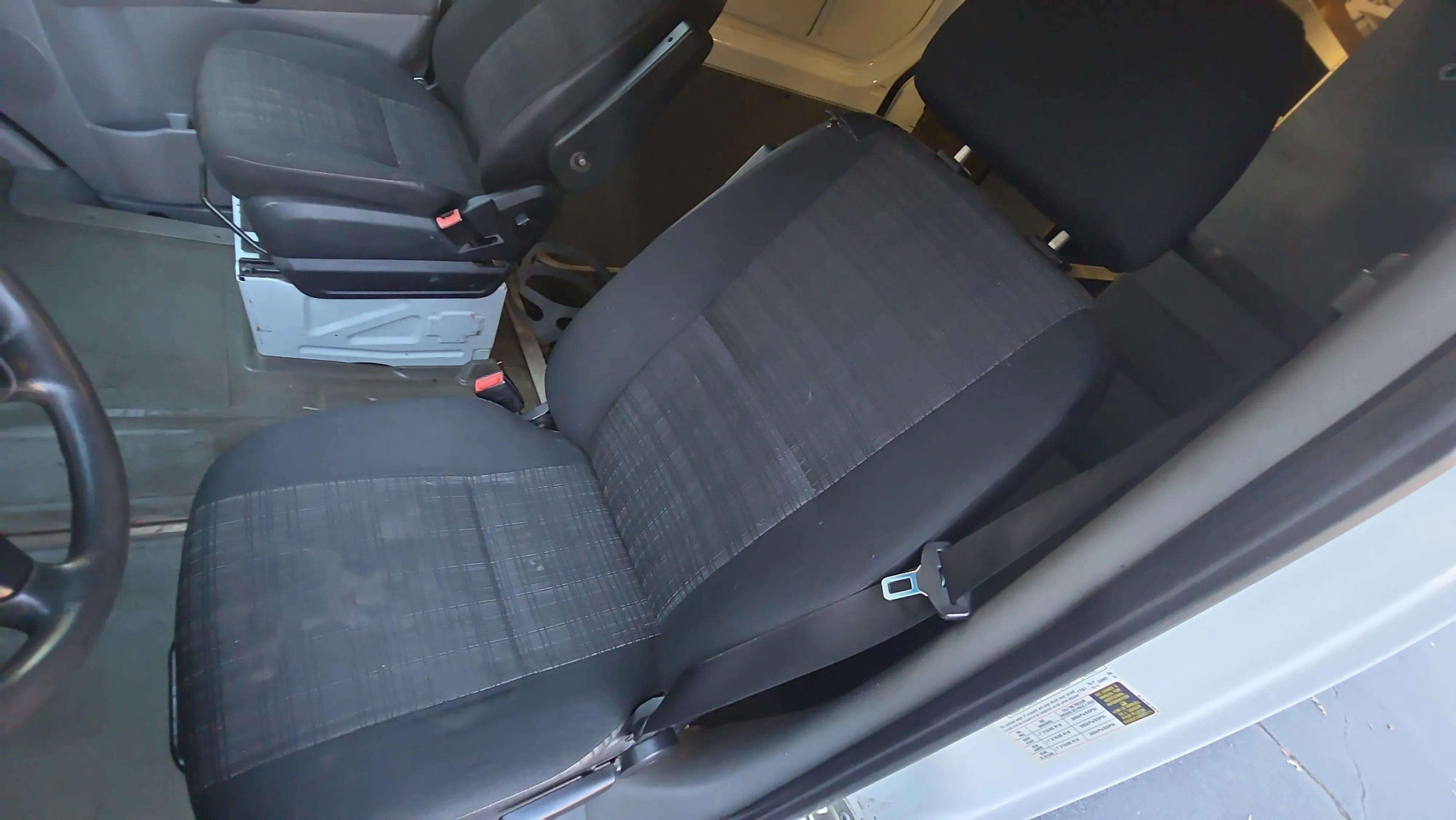 Used 2014 Freightliner Sprinter 3500 image 19