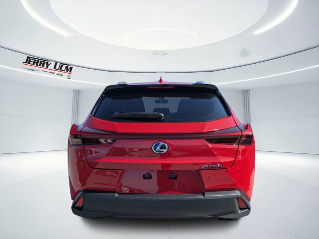 Used 2024 Lexus UX 250h FWD image 4