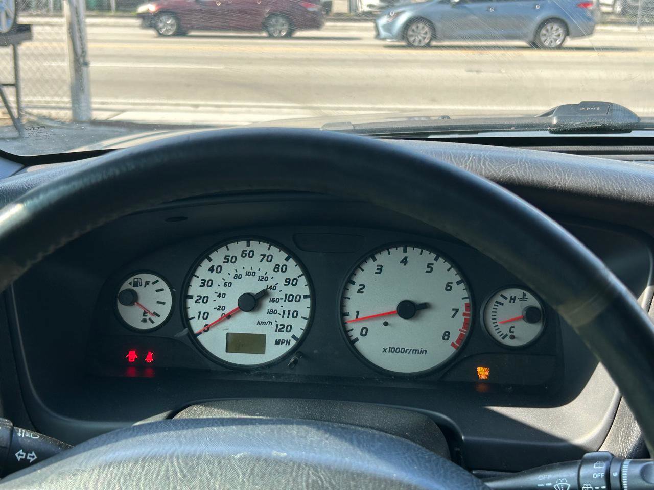 Used 2001 Nissan Pathfinder SE image 18