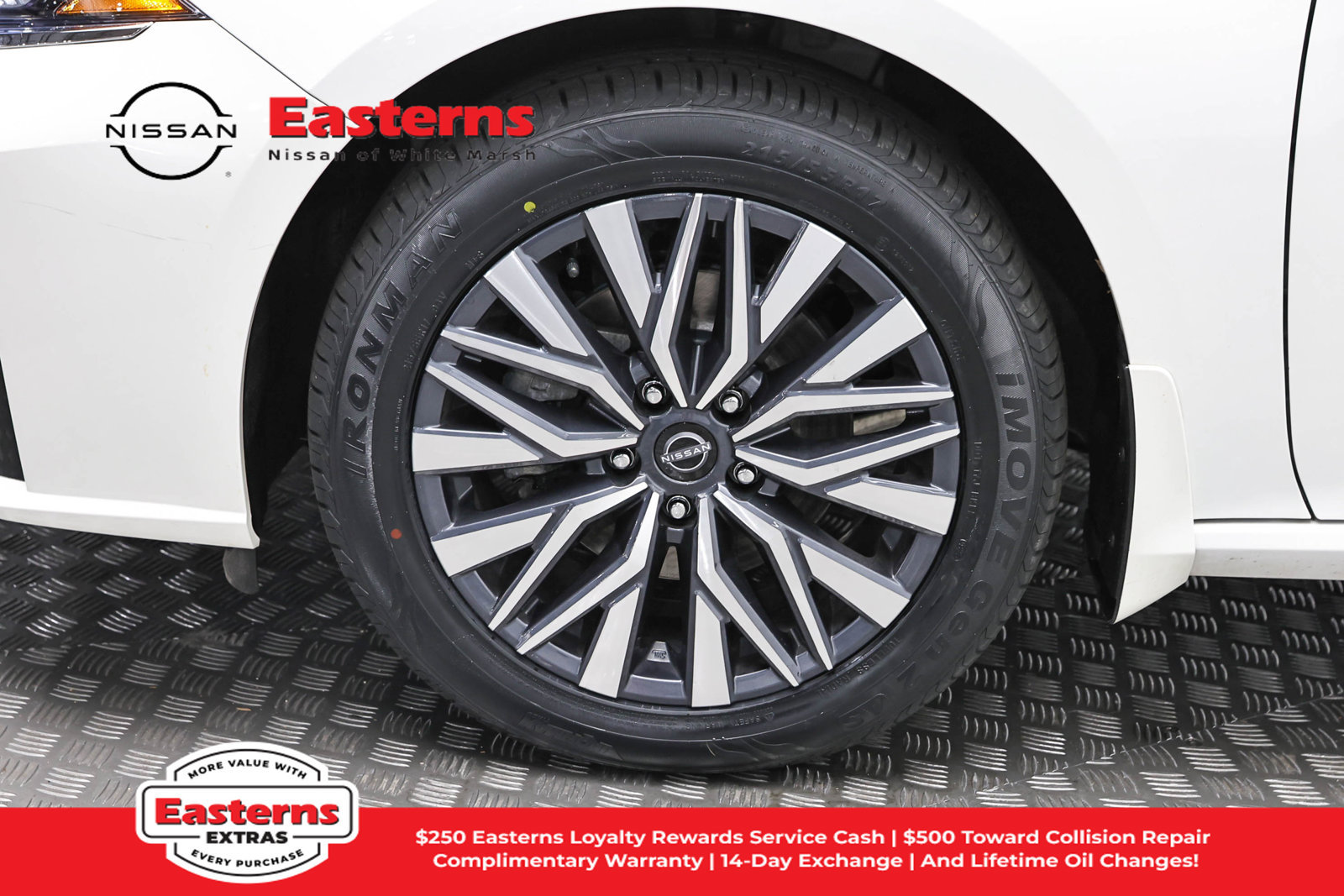 Used 2023 Nissan Altima 2.5 SV w/ SV Premium Package AWD/4WD image 31
