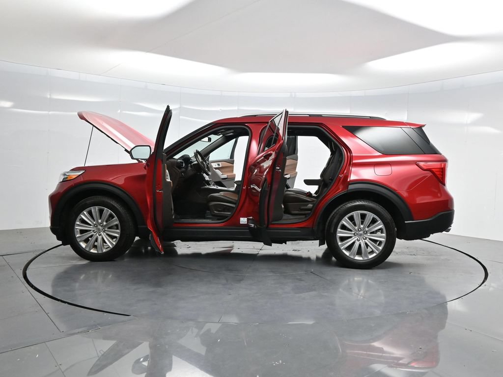 Used 2024 Ford Explorer King Ranch w/ Technology Package AWD/4WD image 51