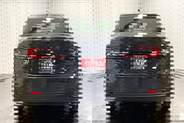 New 2026 Toyota Camry LE image 4
