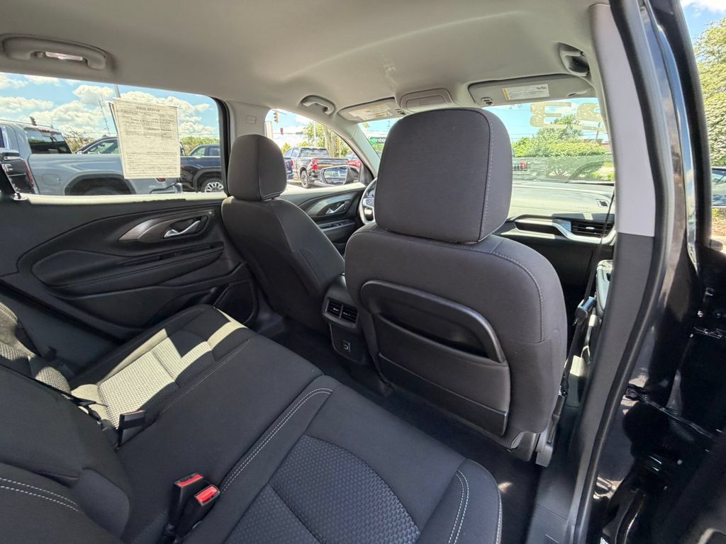 Certified 2023 GMC Terrain SLE w/ Elevation Edition FWD image 15