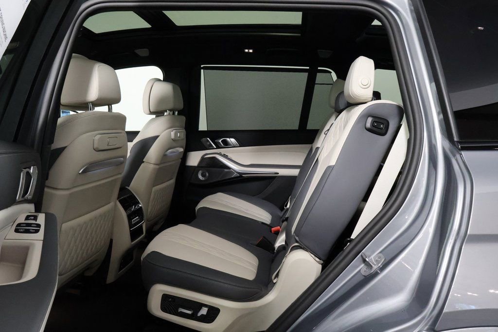 New 2026 BMW ALPINA XB7 image 6