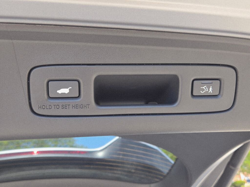 New 2025 Acura ADX AWD image 18