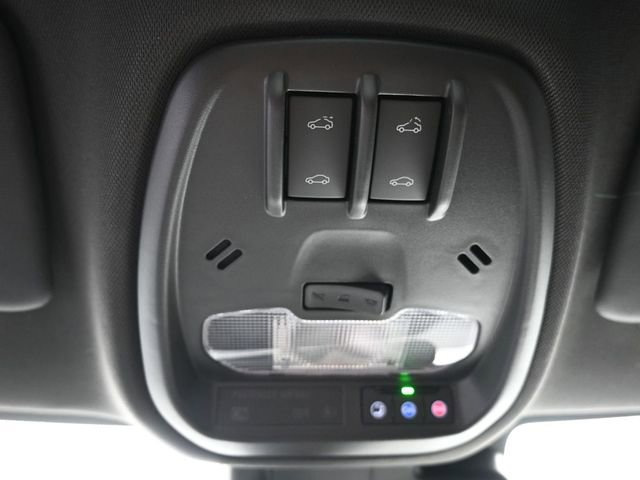 New 2026 Chevrolet Trax RS w/ Sunroof Package image 34