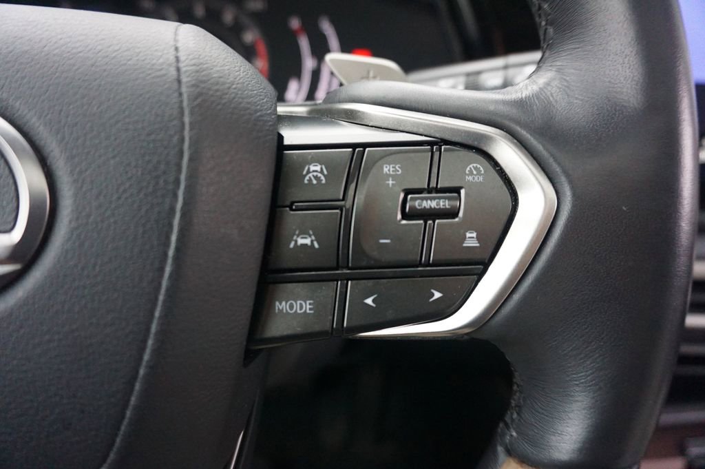 Used 2023 Lexus RX 350 Premium w/ Accessory Package AWD/4WD image 9