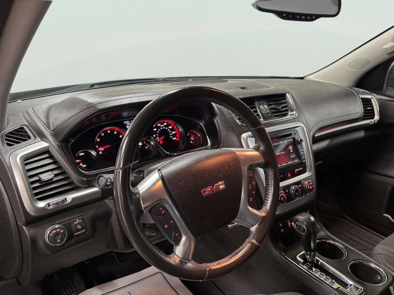 Used 2016 GMC Acadia SLE FWD image 14