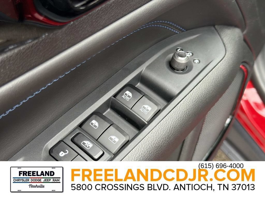 New 2026 Jeep Compass Latitude AWD/4WD image 19