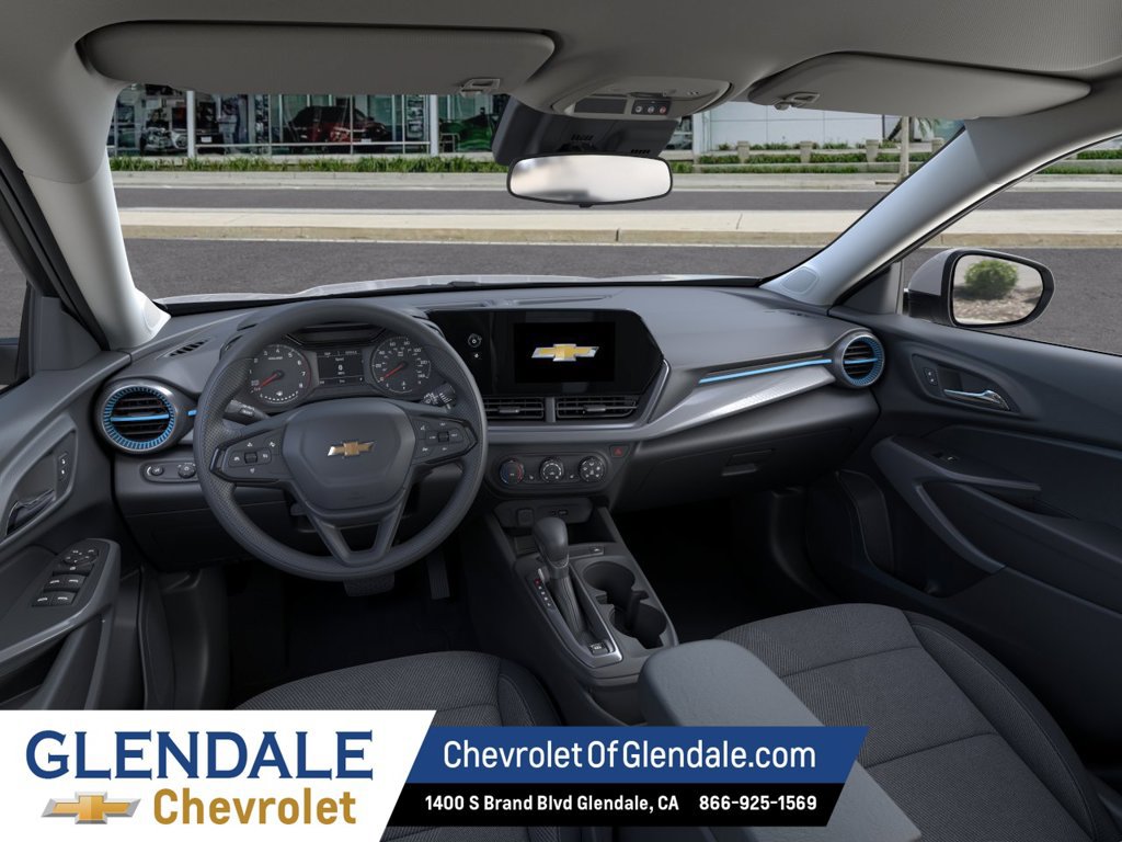 New 2026 Chevrolet Trax LS w/ LS Convenience Package FWD image 15
