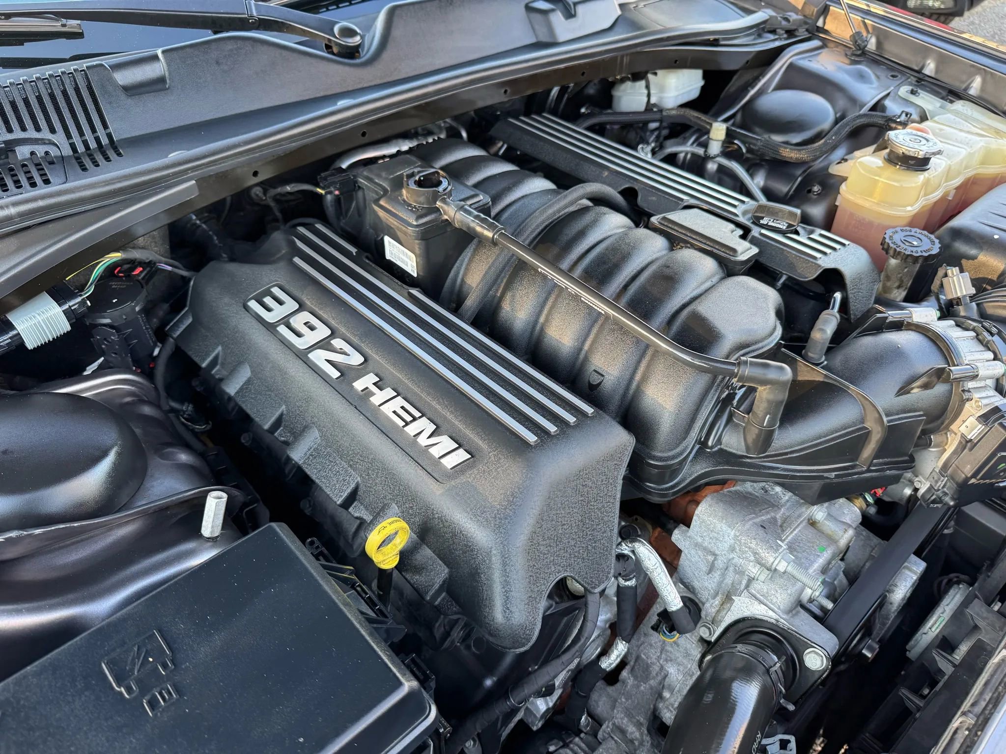 Used 2014 Dodge Challenger SRT8 w/ Harman/Kardon Audio Group image 46