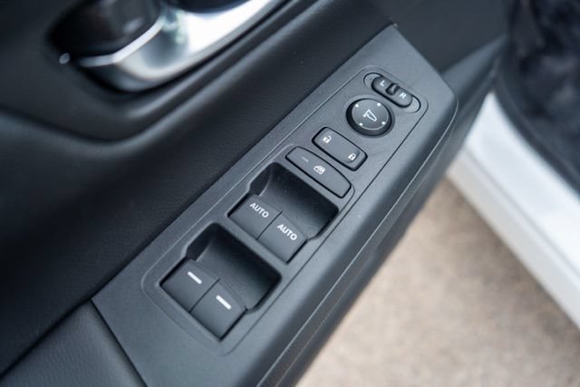 Used 2024 Honda CR-V EX-L image 15