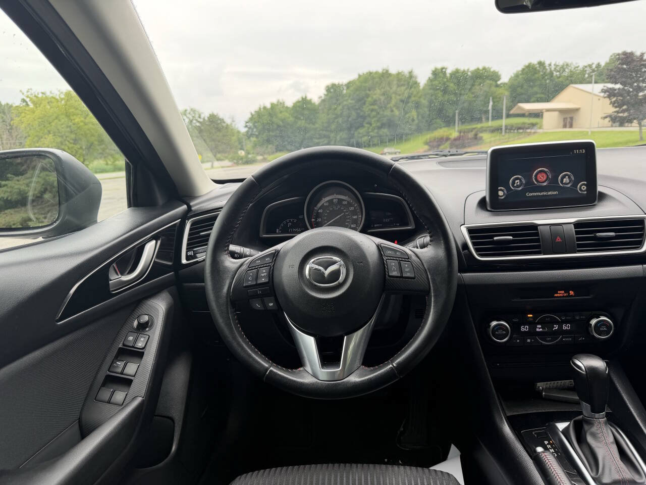Used 2015 MAZDA MAZDA3 i Touring w/ Technology Package FWD image 14