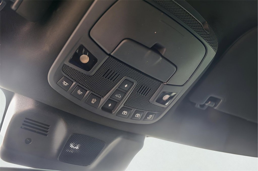 Used 2024 Lincoln Navigator L Reserve image 24