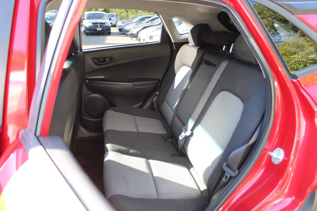 Used 2018 Hyundai Kona SEL image 25